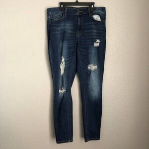 Refuge Size 14 5-Pocket Dark Wash Distressed Jeans